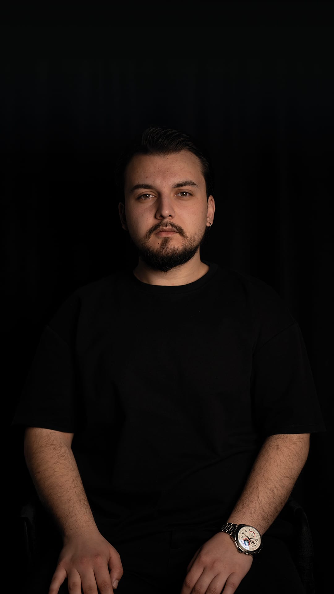 Erdem Altundağ, saç kesim uzmanı